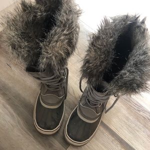 SOREL JOAN OF THE ARCTIC BOOT
